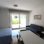 Isvico Apartamento