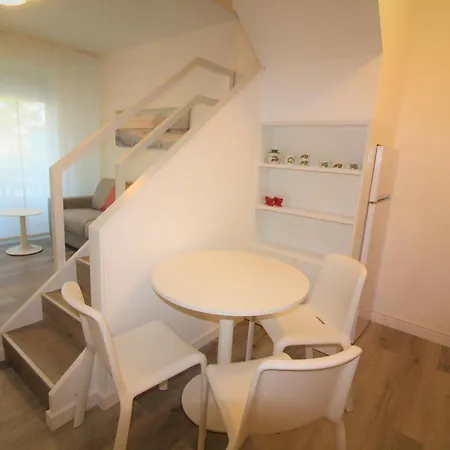 Apartment Isvico