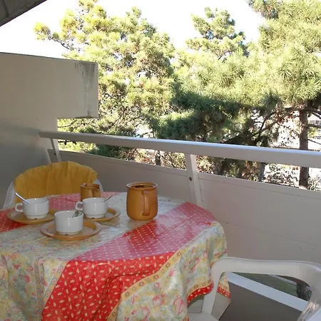 Isvico Appartement *