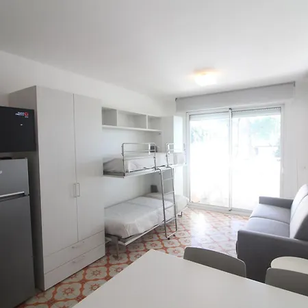 Lägenhet Isvico Lignano Sabbiadoro